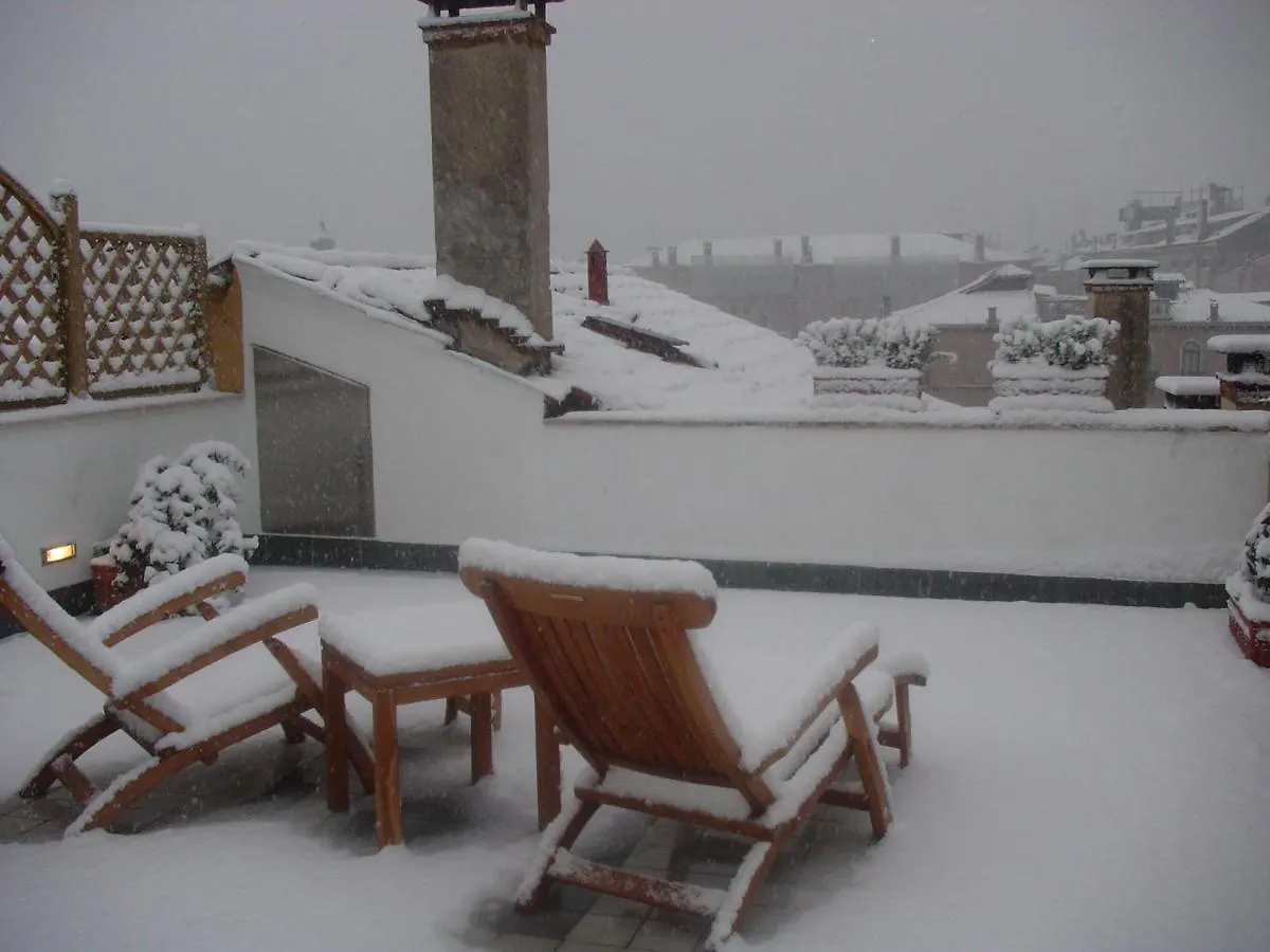 ***  Ca' Angeli Bed & Breakfast Venice Italy