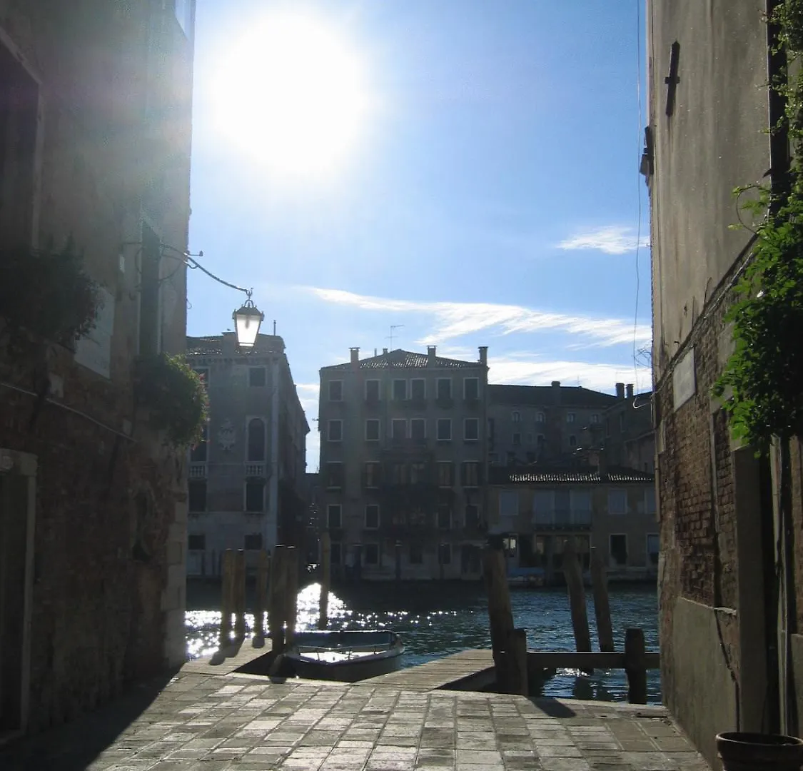Ca' Angeli Bed & Breakfast Venice